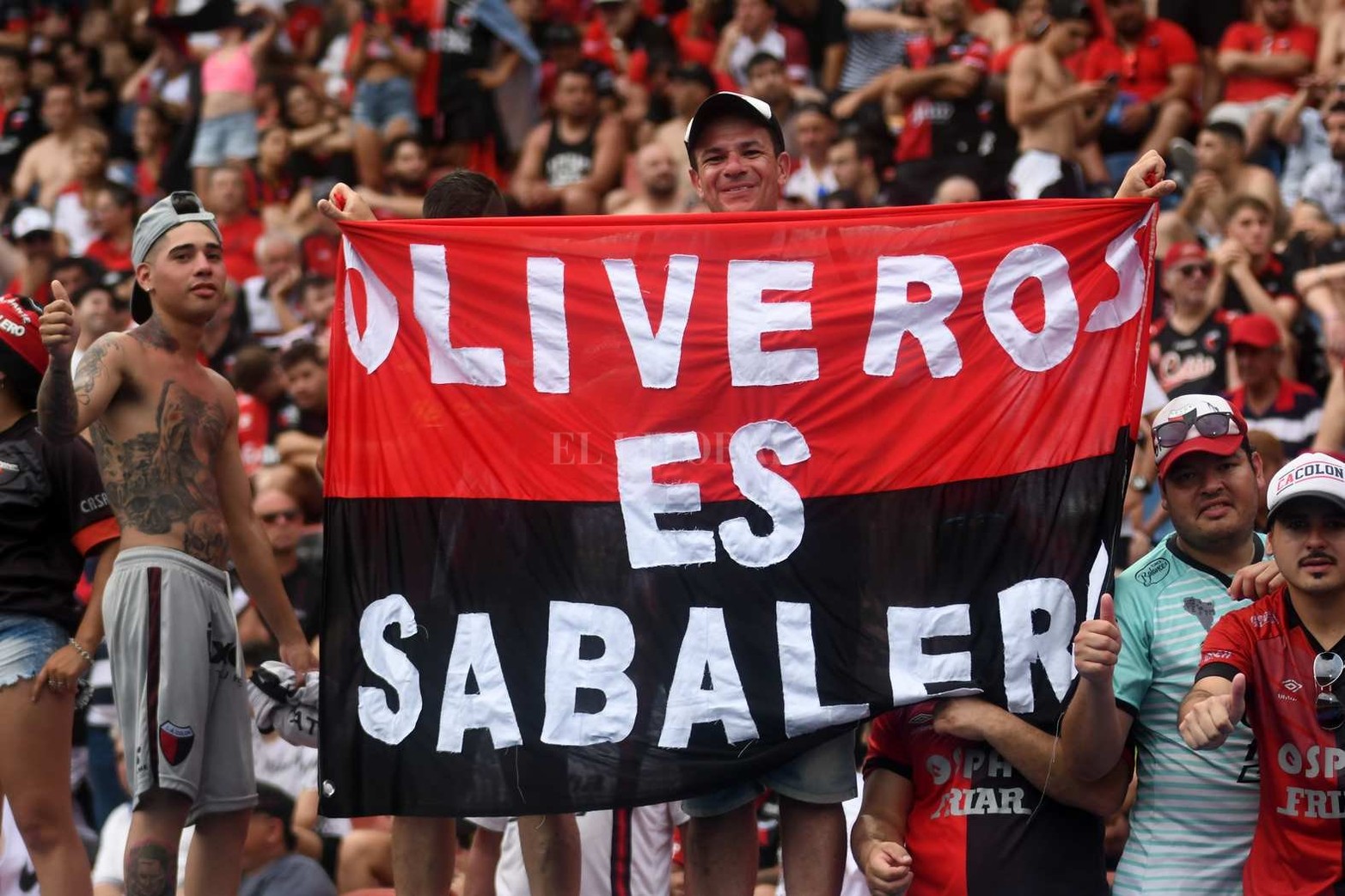 Asunción del Paraguay. Sábado 9 de noviembre de 2019. Primera final organizada por la Conmebol con partido único. Colón logró una movilización histórica a otro país: 40.000 personas. Aquella final perdió 3 a 1 con Independiente del Valle de Ecuador.