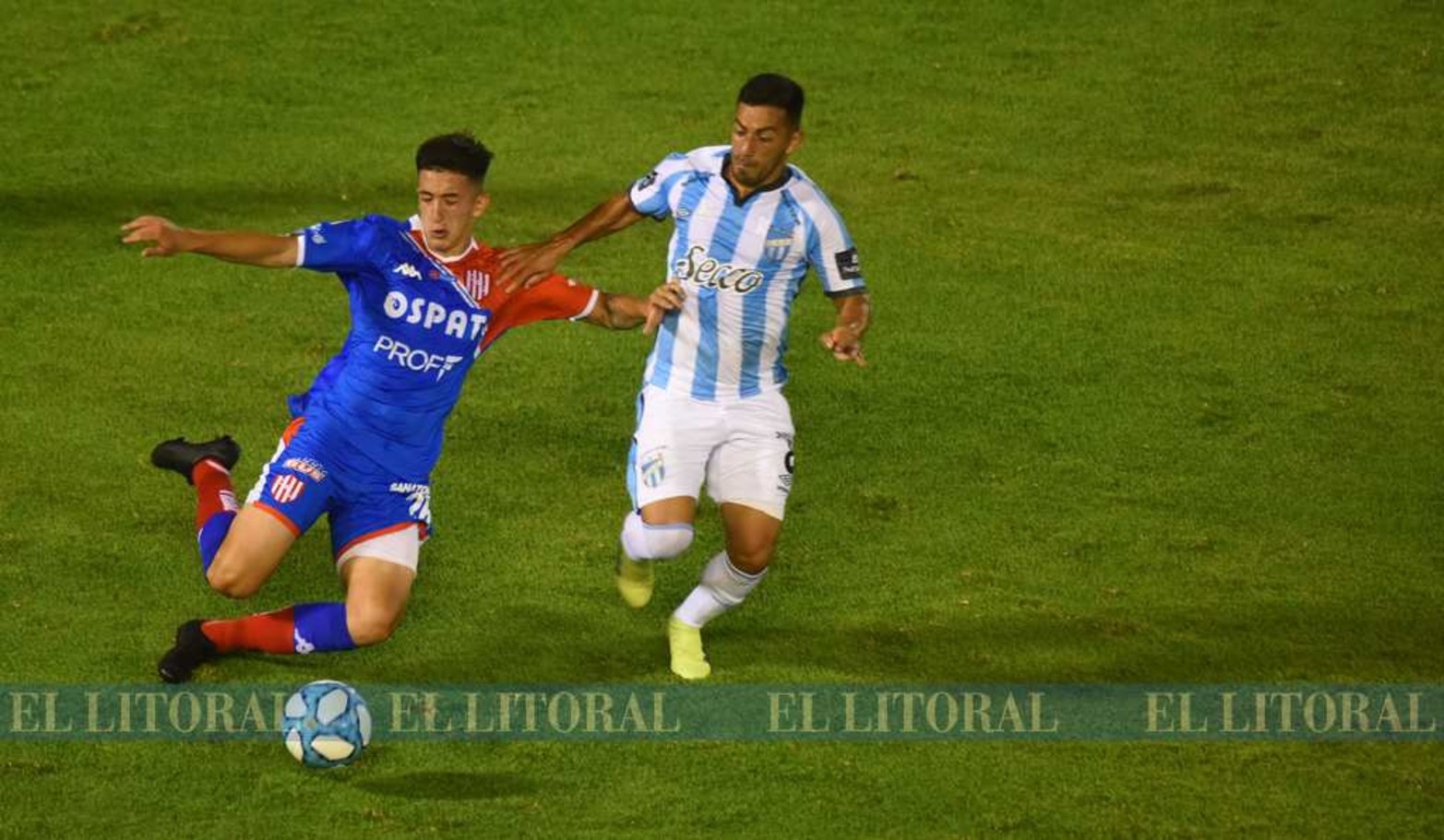 Unión sufrió su primera derrota en la Liga profesional al caer 3 a 1 contra Atlético Tucumán.
