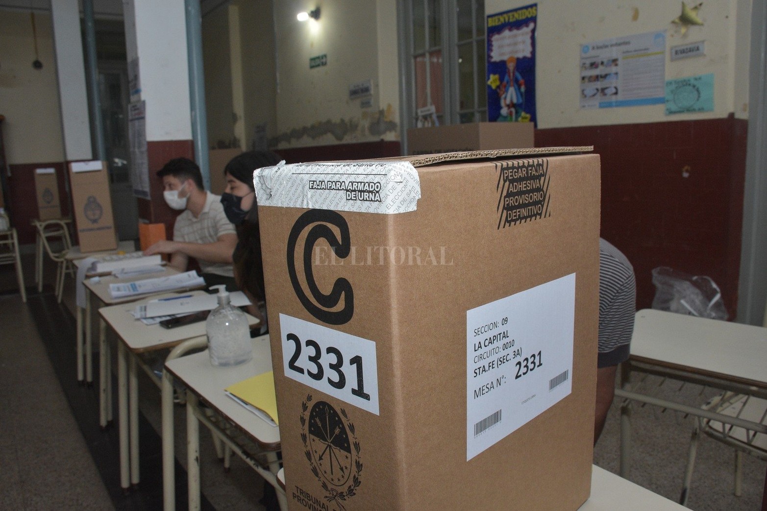 Armado de mesas y primeros votos de una jornada electoral 2021