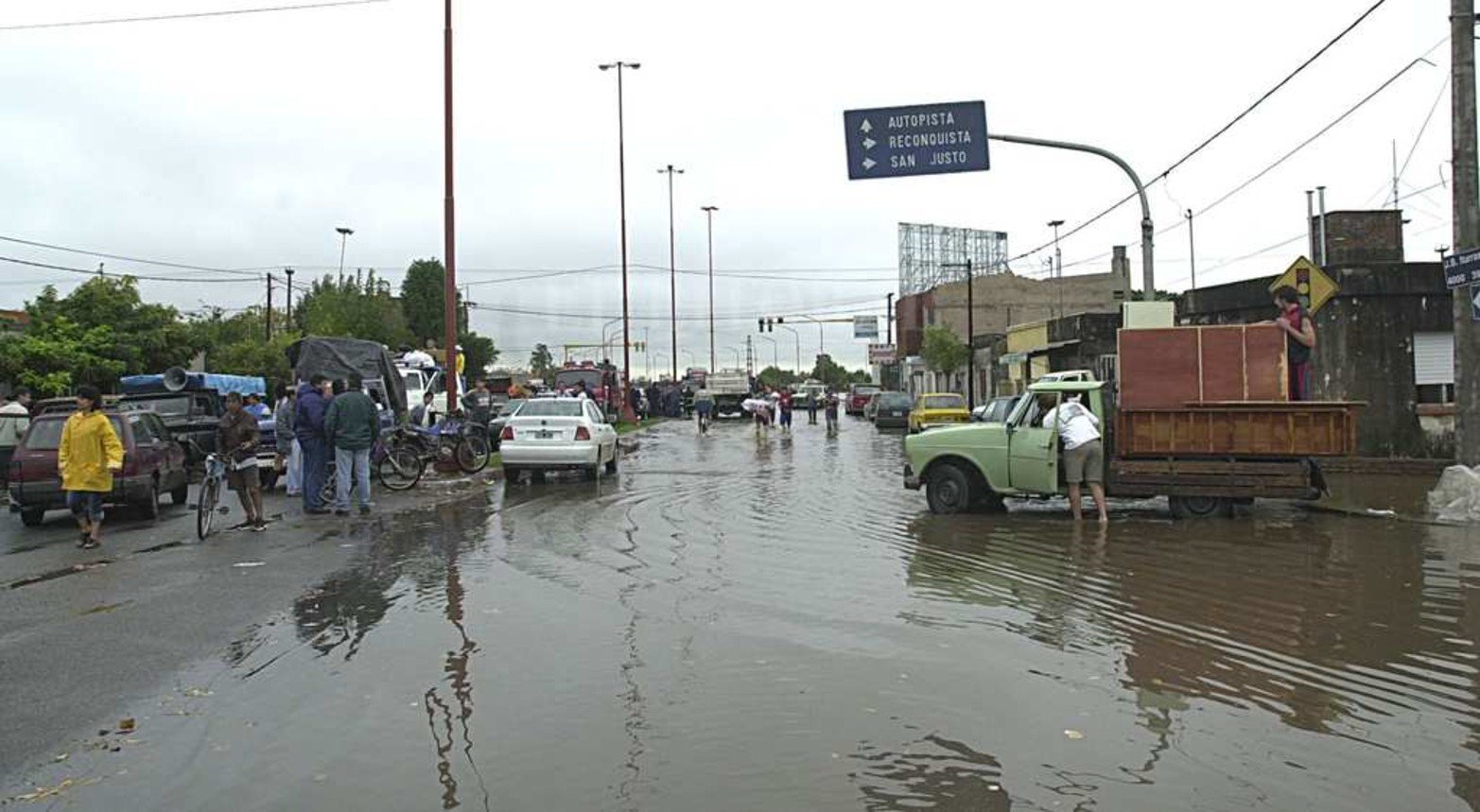 Avenida Perón e Iturraspe