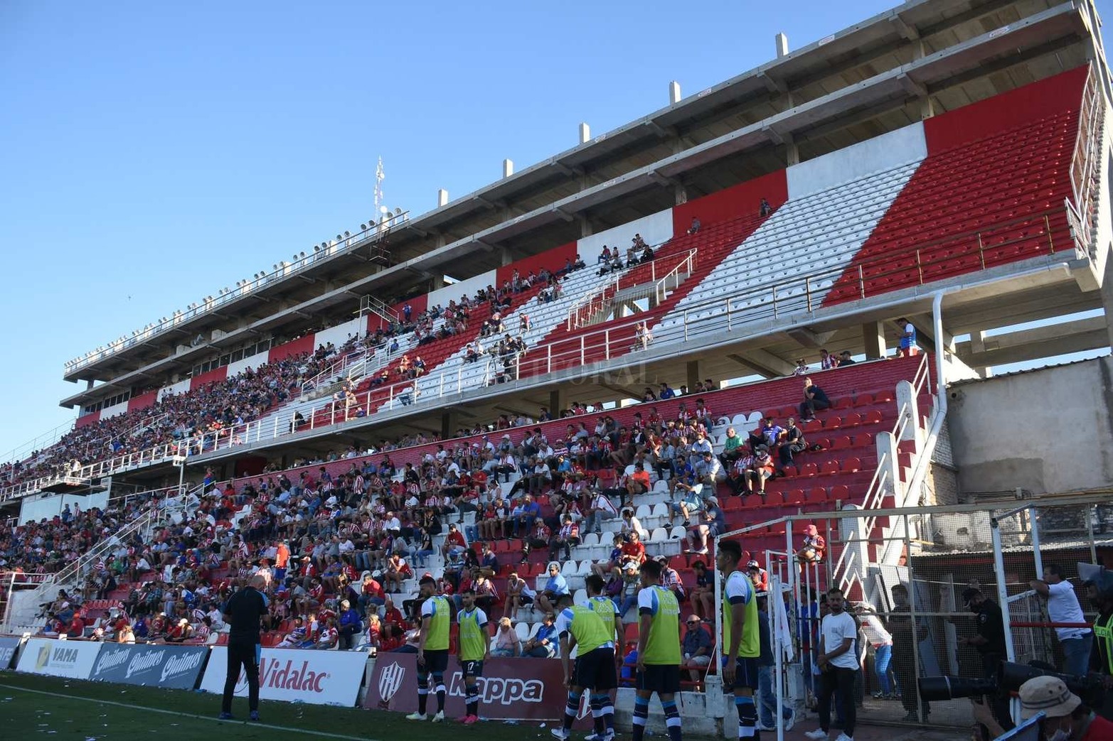 600 butacas más se habilitaron con el aforo. La nueva tribuna de Unión fue habilitada el pasado domingo cuando el Tatengue enfrentó a Racing, en un partido en el que empataron 1 a 1.