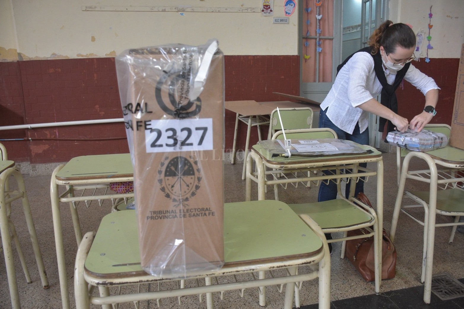 Armado de mesas y primeros votos de una jornada electoral 2021