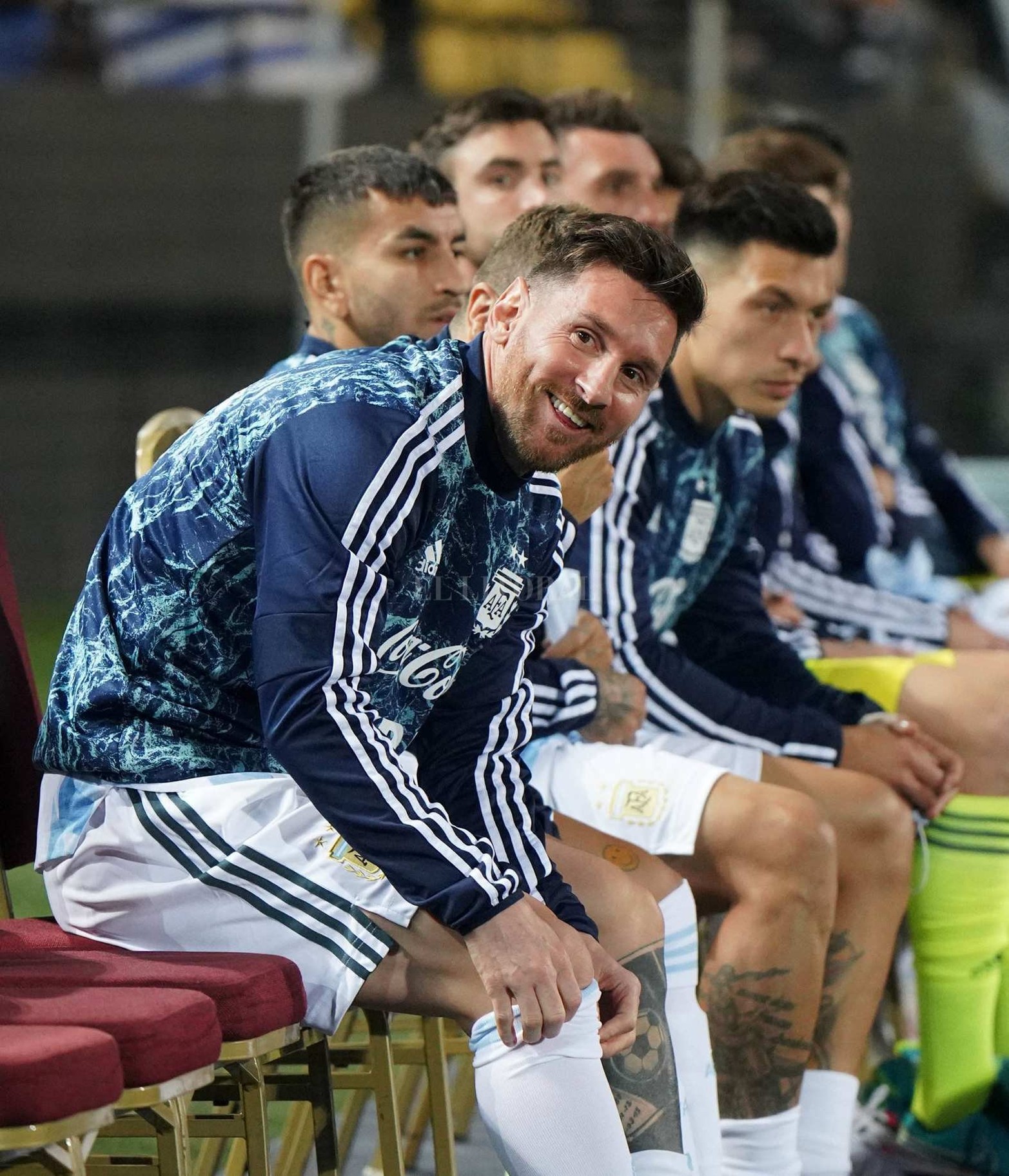 Argentino volvió a ganar (a Uruguay 1 a 0 en Montevideo) y se encamina a clasificar sin sobre salto al mundial de fútbol a disputarse en Qatar.