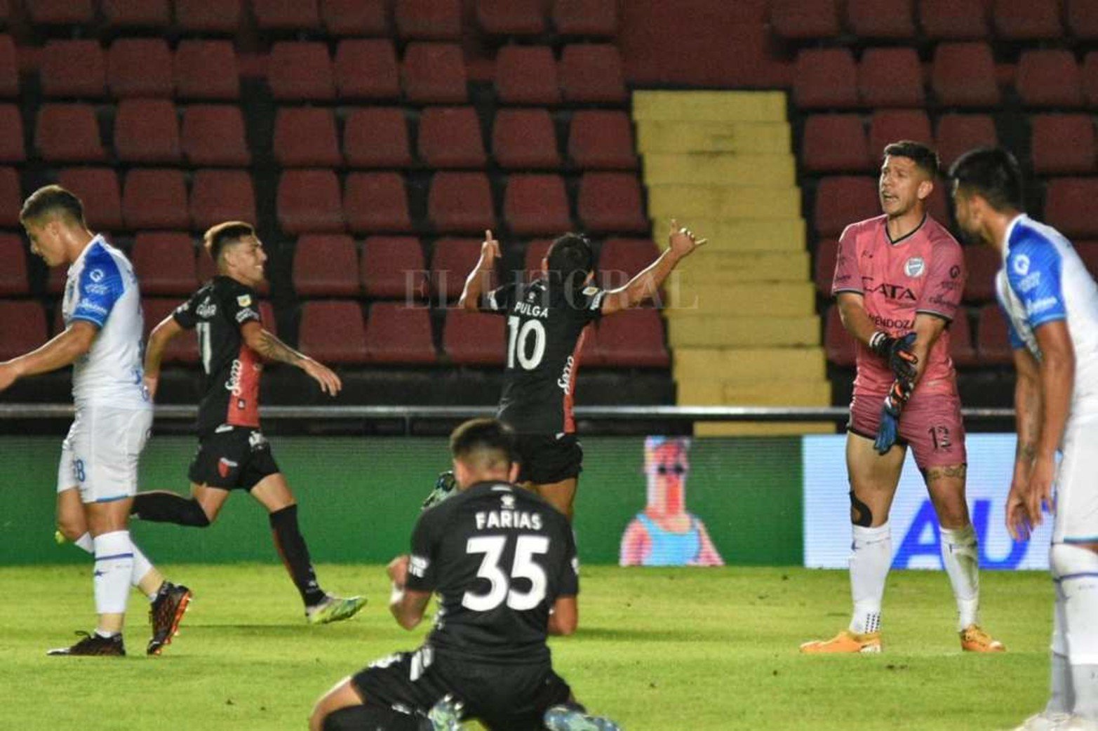 El festejo del segundo gol.