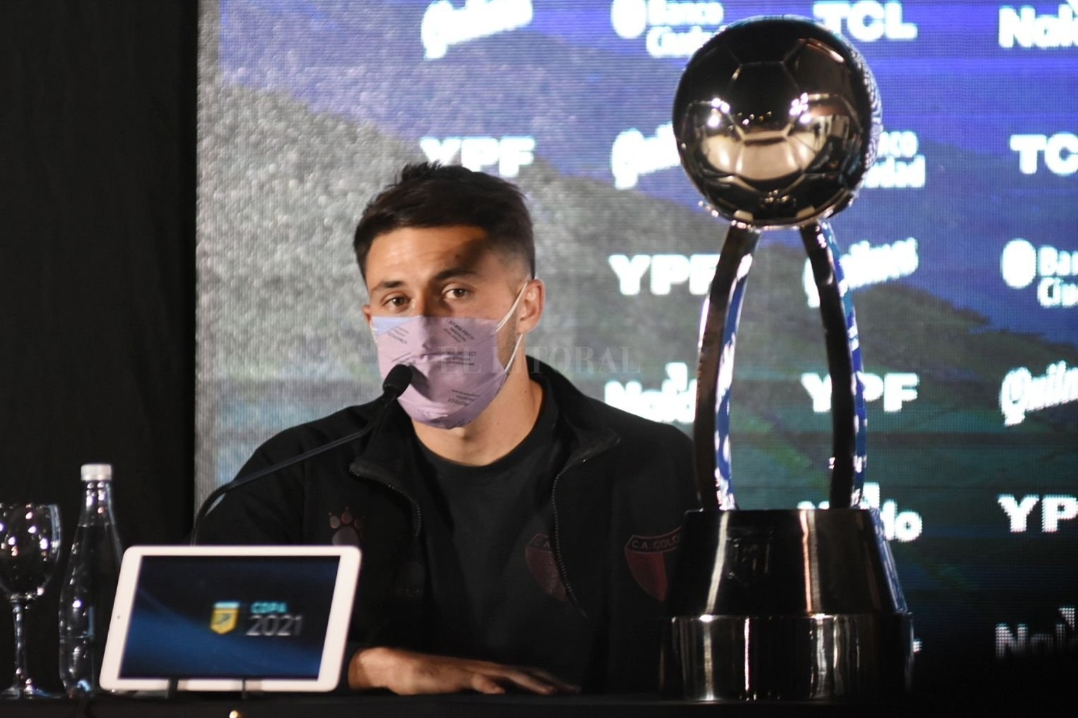 A horas de la final de la Copa de la Liga Profesional entre Colón y Racing, Facundo Garcés, la figura del sabalero en el triunfo ante Independiente; y Darío Cvitanich, referente de Racing, brindaron sus sensaciones de cara a la histórica definición.