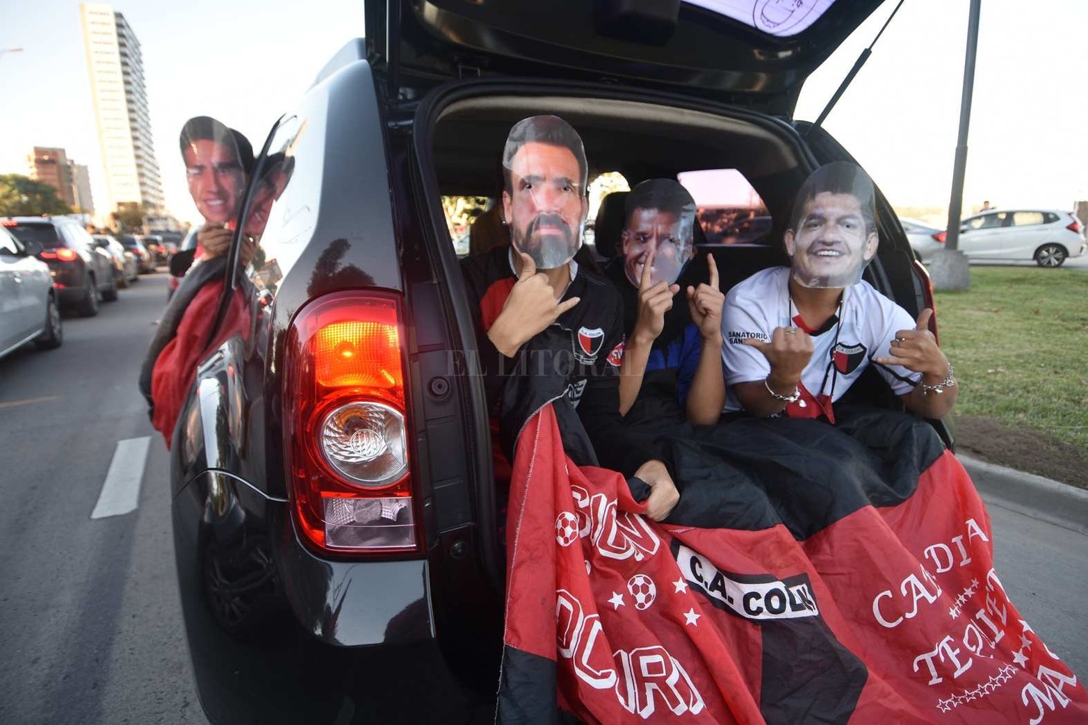 Durante sábado y domingo la caravana de autos y bocina se hizo sentir en toda la ciudad.