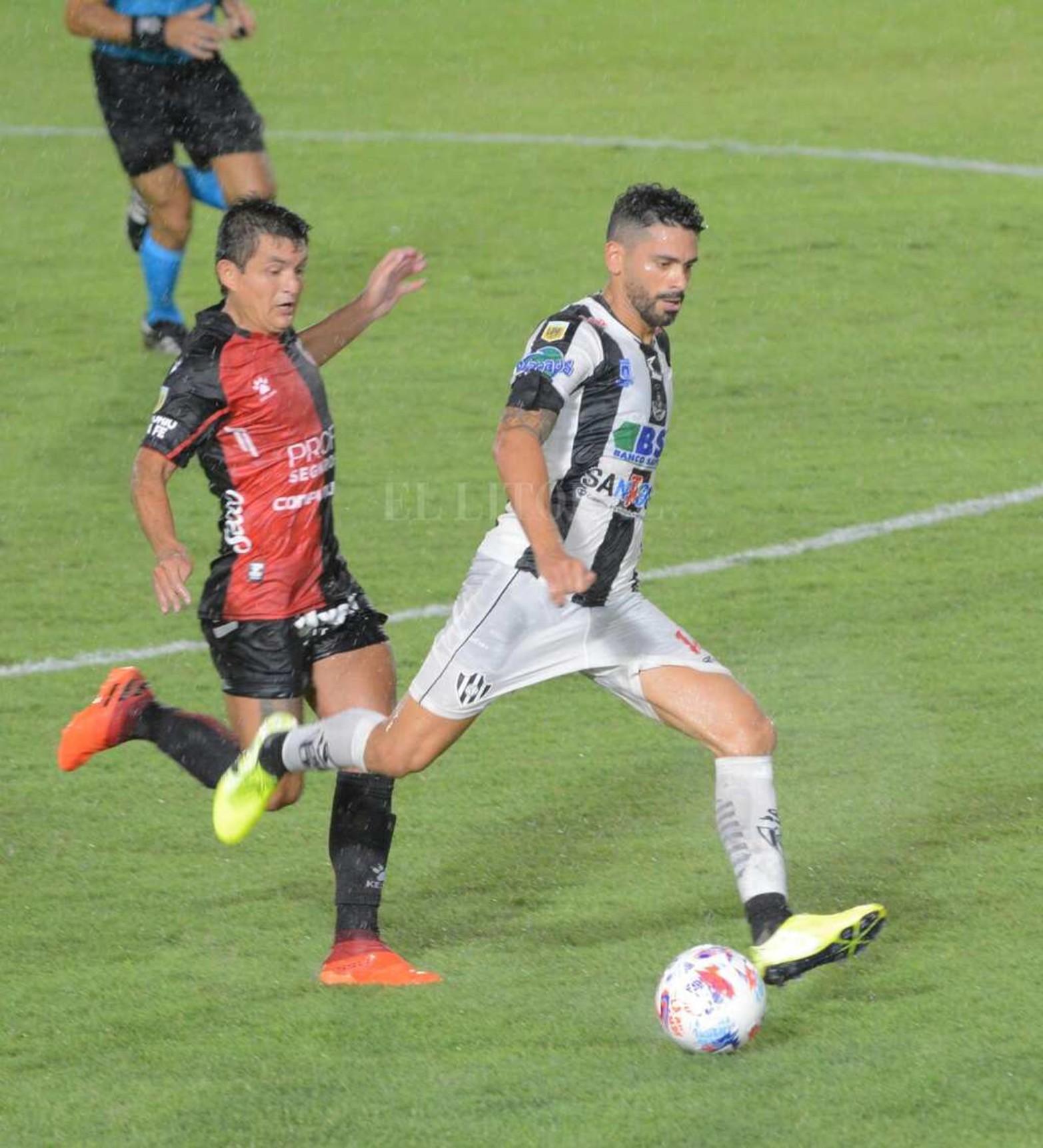 De visitante, Colón venció a Central Córdoba en Santiago del Estero.