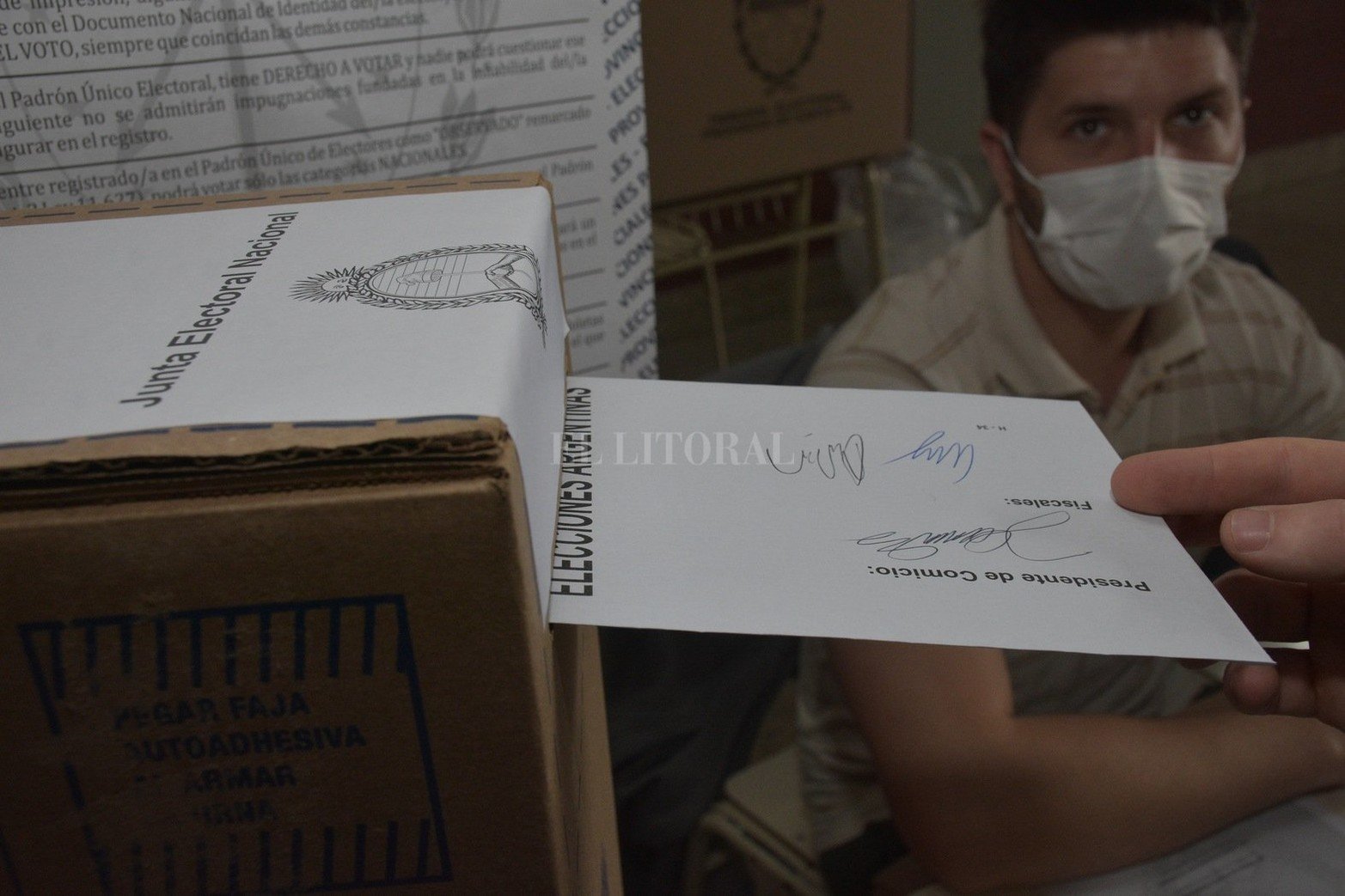 Armado de mesas y primeros votos de una jornada electoral 2021