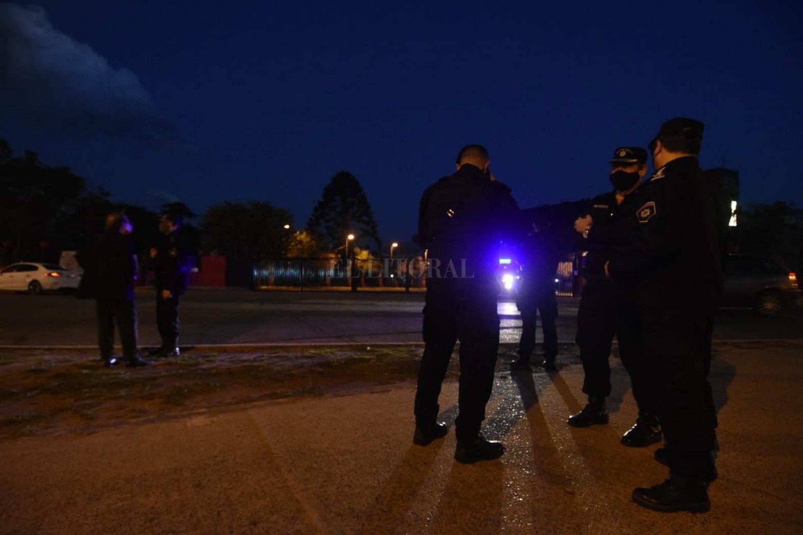 El operativo en la cancha de Colón.