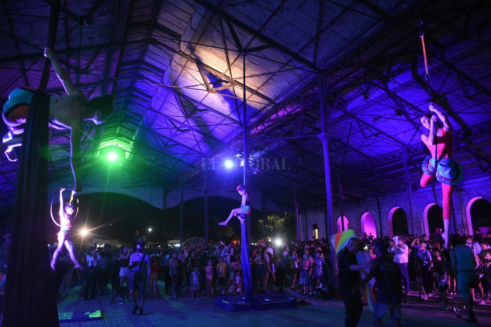 Espacio emblemático. Inauguraron la primera etapa de las refacciones en la Estación Mitre. El acto contó con la presencia del intendente Emilio Jatón y demás autoridades, como también representantes de las distintas instituciones involucradas en dicho espacio.