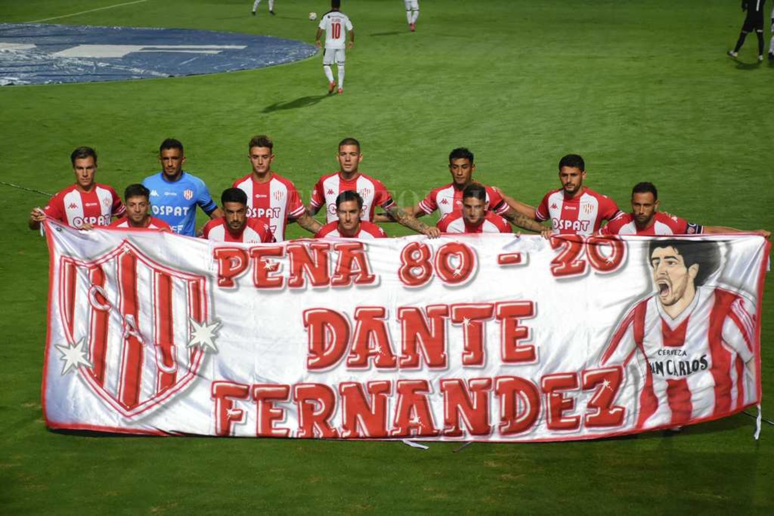 Unión empató 0 a 0 con Independiente y sus chances de clasificar se complican.