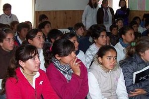 El Litoral Alumnos de 6° y 7° grado de la escuela Paraná Medio, de Santa Rosa de Calchines