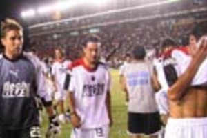 Pardo No lo dejan solo a Blázquez, el arquero que se ganó la titularidad en Colón por encima de Tombolini.