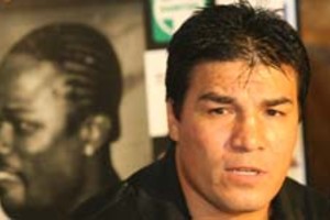 Flavio Raina Carlos Baldomir enfrentará al estadounidense Vernon Forrest, para después ir por la corona.