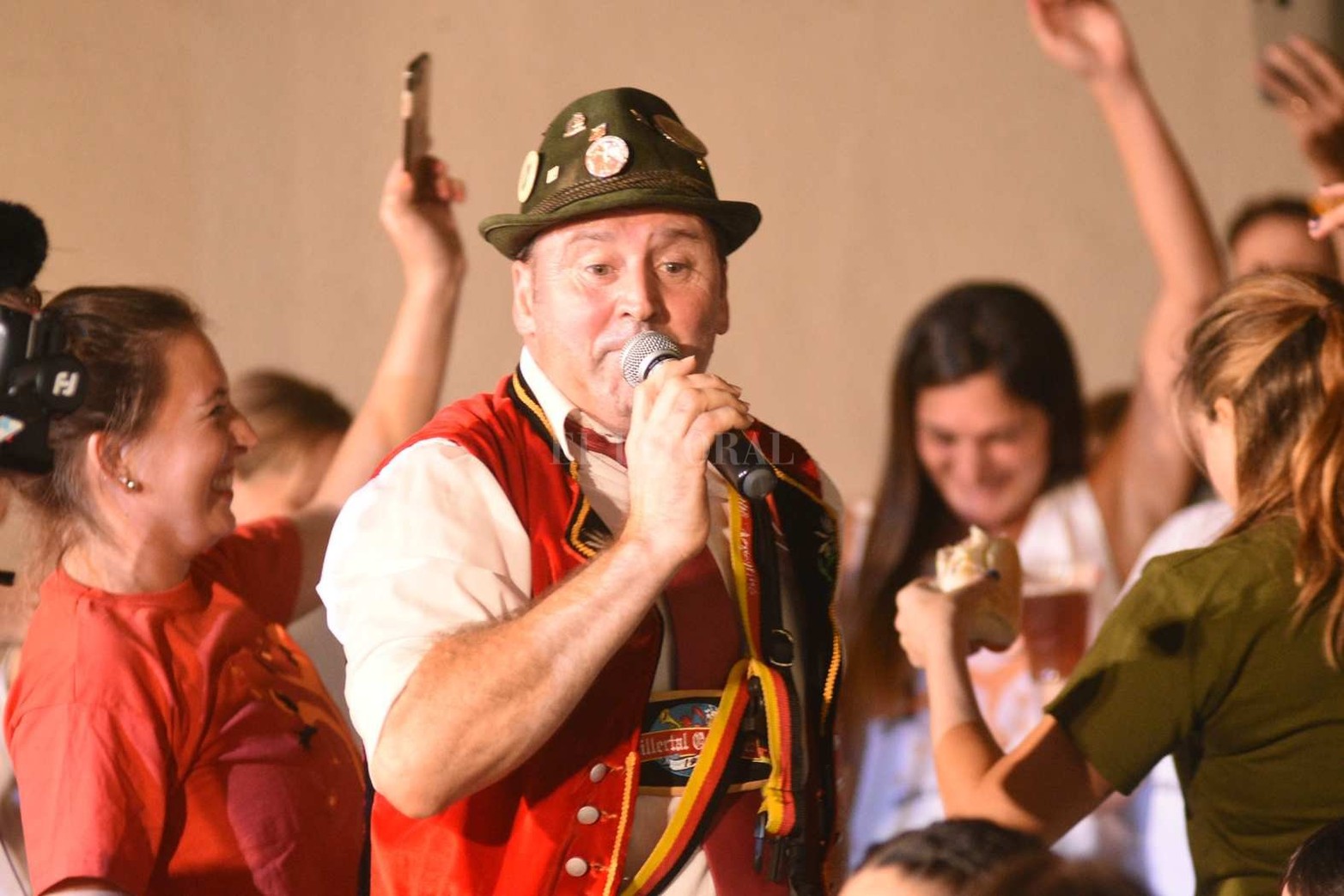 La actividad nacida en el invierno francés, que ya visita el verano argentino, sumó a la ciudad de Santa Fe como nueva sede.