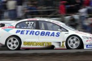 Telam Télam Resistencia Chaco 28/06/2008 - El piloto José María López con Honda Civic, se quedó con la 'pole position' en la clasificación general que cumplió el TC 2000 en el autódromo "Yaco Guarnieri" de Resistencia, Chaco.Fotos: Laura Cano/Telam/cl