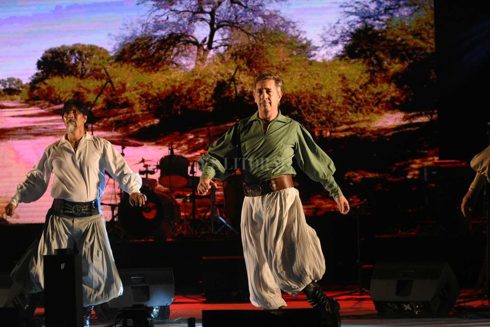 Solidaridad. El Festival Folklórico de Guadalupe brilló en el Anfiteatro "Juan de Garay". Fueron tres noches solidarias durante las cuales vecinos y vecinas de la ciudad se acercaron para disfrutar de la música y hacer su aporte.