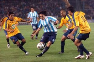 Télam Central, con muchos  pibes , arrancó ganando en el torneo.