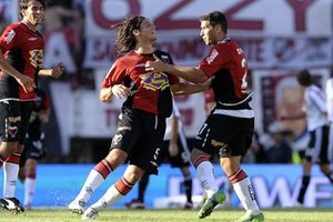 ELLITORAL_13438 | Archivo El Litoral Ferrero y Prediger festejan un gol sabalero