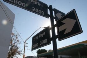 Mauricio Garín Los santafesinos, en especial los que viven allí, tendrán que acostumbrarse a que 25 de Mayo será Aristóbulo del Valle desde bulevar hacia el norte.