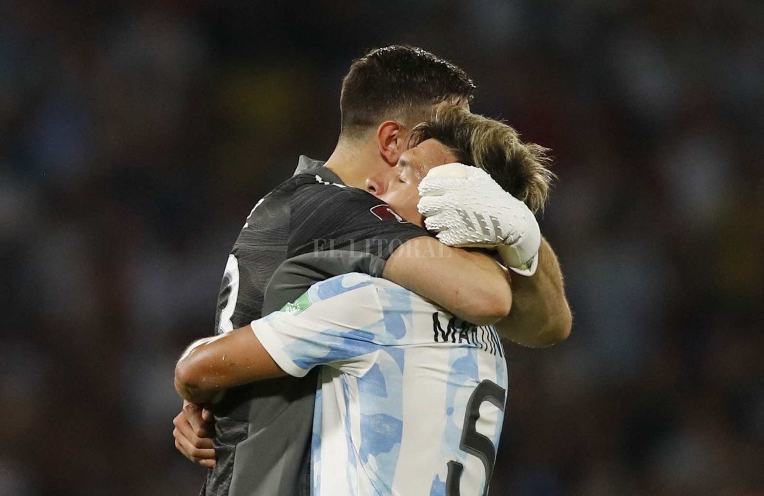 Argentina le ganó 1 a 0 a Colombia en una nueva fecha de las eliminatorias que da los pasajes para el Mundial que se jugará en Qatar a partir del 21 de noviembre de este año.