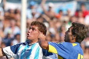 Archivo Marcelo Guerrero, con la camiseta de Racing.