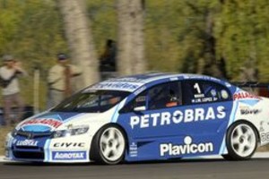 El uno para Jose Maria Lopez en la clasificacion del tc2000 en el autodromo de la ciudad de Gral Roca Rio Negro