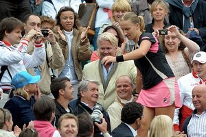 EFE Kuznetsova aprovechó los nervios de Safina y logró su segundo Grand Slam