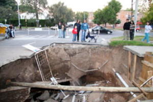 El Litoral FOTO AMANCIO ALEM---ALTE BROWN Y SALVADOR DEL CARRIL---29-04-07---