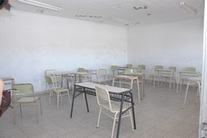 ELLITORAL_9792 |  Luis Cetraro Así estaba un aula de la escuela el jueves pasado, cuando El Litoral recorrió el edificio