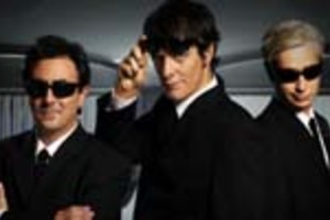 Télam Vuelve el trío... Eduardo de la Puente, Mario Pergolini y Juan di Natale.