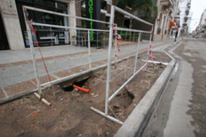 Archivo ATRASO OBRAS PEATONAL SUR- FOTO N. GALLEGOS