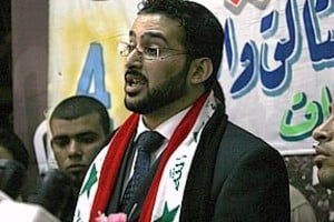 EFE Tras nueve meses preso por tirarle con sus zapatos a Bush, Muntadhar al-Zaidi fue liberado.