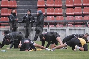 ELLITORAL_30638 |  Luis Cetraro Busca goles. Mohamed maneja la posibilidad de incluir a Larrivey de entrada junto a Fuertes, Higuaín y Díaz.
