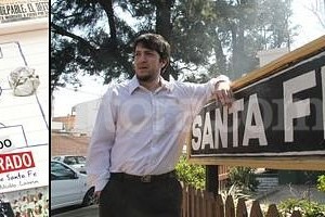 ELLITORAL_46829 |  Alejandro Villar La portada del libro y el autor, Nicolás Lovaisa