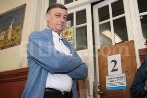 DyN El gobernador santafesino y candidato a presidente se mostró muy sereno esta mañana, al votar.