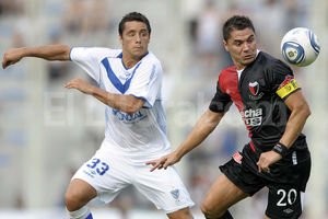 ELLITORAL_48654 |  Télam Habrá que ver qué características tiene la molestia que presentó Esteban Fuertes a minutos del final del encuentro en El Fortín.