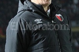 ELLITORAL_58114 |  Mauricio Garín Primer ensayo para los de  Boquita  Sensini.