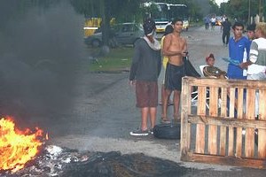 Amancio Alem Los vecinos ubicaron sus viviendas en una zona de reservorios y sufren recurrentes inundaciones.