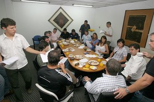 ELLITORAL_21686 |  Guillermo Di Salvatore Así trabajaron los jurados para elegir a los deportistas.