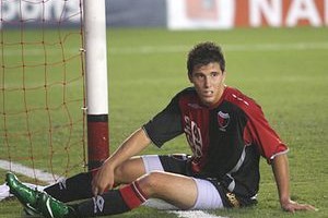 Pablo Aguirre El chico de Sunchales, Bauman, estará entre los sparrings de Batista al servicio de Maradona. Otro orgullo sabalero.