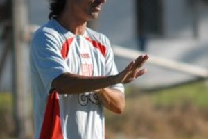 Luis Cetraro Llegó el momento de ver en campo al tercero de los refuerzos 2010 del Unión de Alí: el zurdo Hernán Buján debutará como titular este viernes a la noche contra los mendocinos.