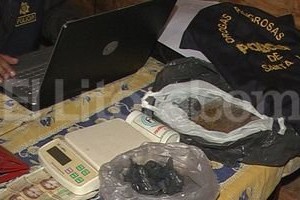 ELLITORAL_36711 |  Prensa DGPCA La droga fue hallada en dos viviendas que fueron allanadas el fin de semana.
