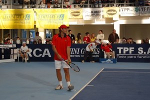 ELLITORAL_27660 |  Francisco Díaz de Azevedo Tenis de alto nivel en el flamante megaestadio de Sportivo Atlético Club de Las Parejas.