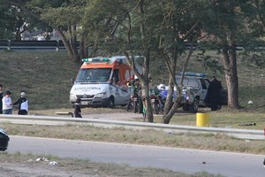 ELLITORAL_56424 | Mauricio Garín Un efectivo del Cuerpo de Caballería debió ser atendido por los servicios de emergencia.