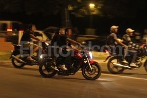 Pablo Aguirre La mayor parte de la actividad nocturna se concentra a la altura del faro de la Costanera.