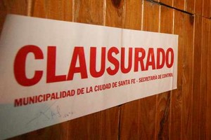 Imágen de archivo La clásica faja de seguridad que aplicó este fin de semana el Municipio a diferentes locales por hechos de violencia.