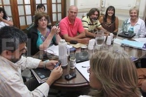 ELLITORAL_52558 | Pablo Aguirre. La paritaria de hoy estaba abocada a cristalizar en cada cargo docente, el aumento del 21 % de la masa salarial. Pronosticaban una reunión extensa.