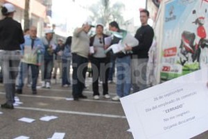 ELLITORAL_46384 |  Guillermo Di Salvatore. Una conquista. En la oportunidad, el gremio reclamó por la reivindicación de los derechos de los trabajadores.