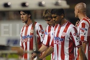 ELLITORAL_30792 |  Mauricio Garín El equipo de Unión no pudo mantener en el segundo tiempo el excelente nivel mostrado en el primero.